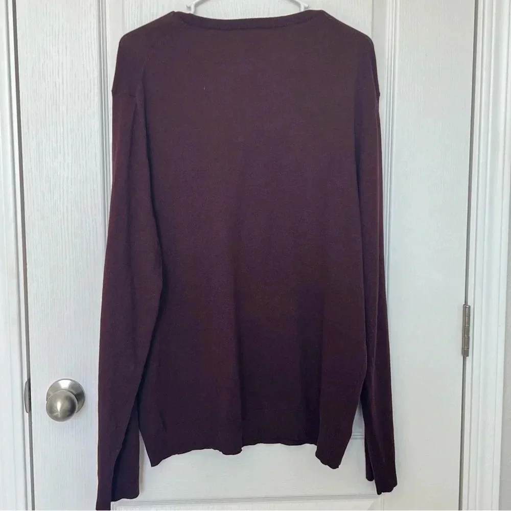 NWT Alfani Men’s VNeck Sweater Luxury Touch Lightweight HeatherMaroon Size L